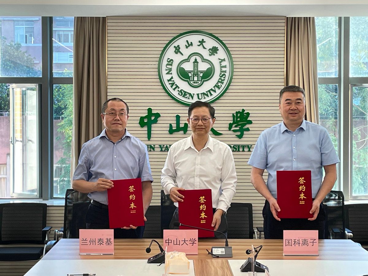 25EB5E8CD68812A0CF5858F67B3_AA778EB0_35CCB